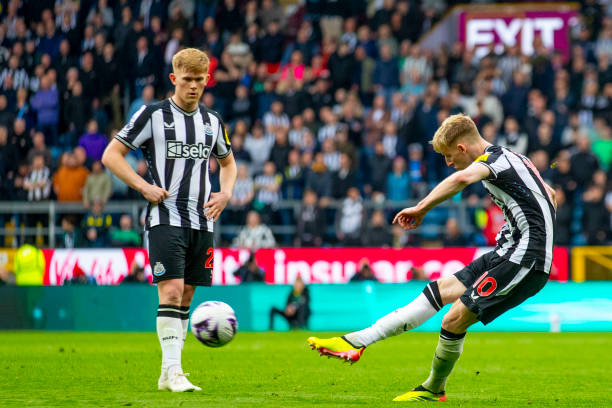 牵动的不只 牵动的不只